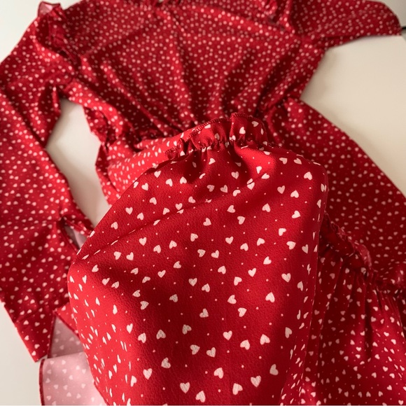Tiered ruffle dress red with white hearts size medium - Picture 5 of 9